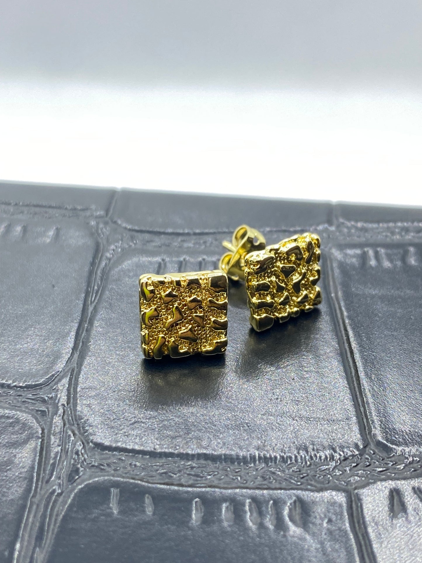 Nugget Stud earrings