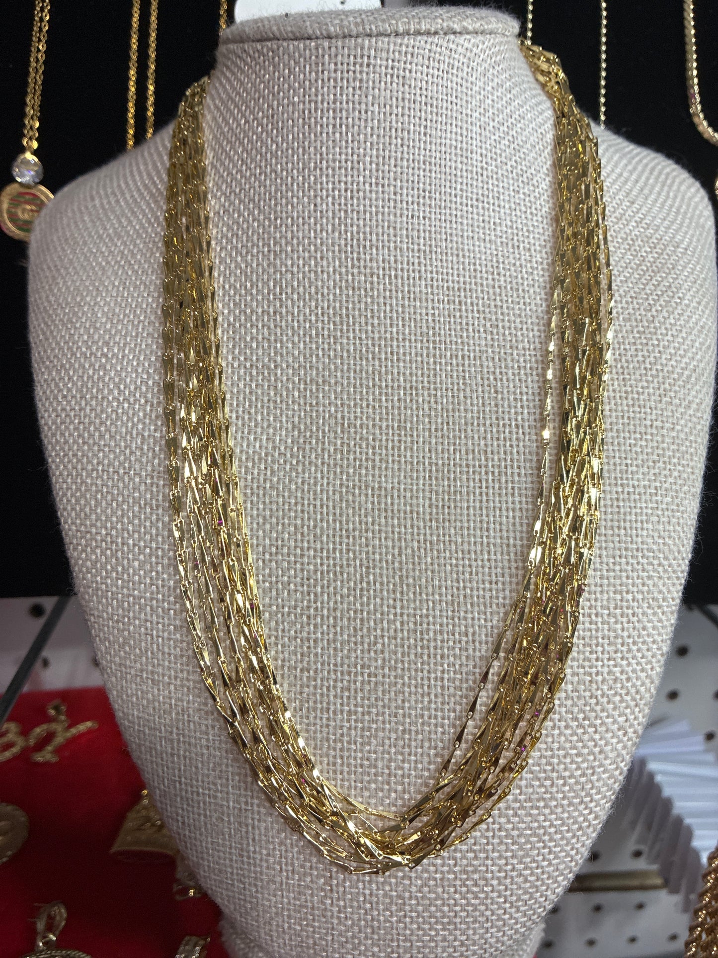 Thin arrow “18 shinny Necklace