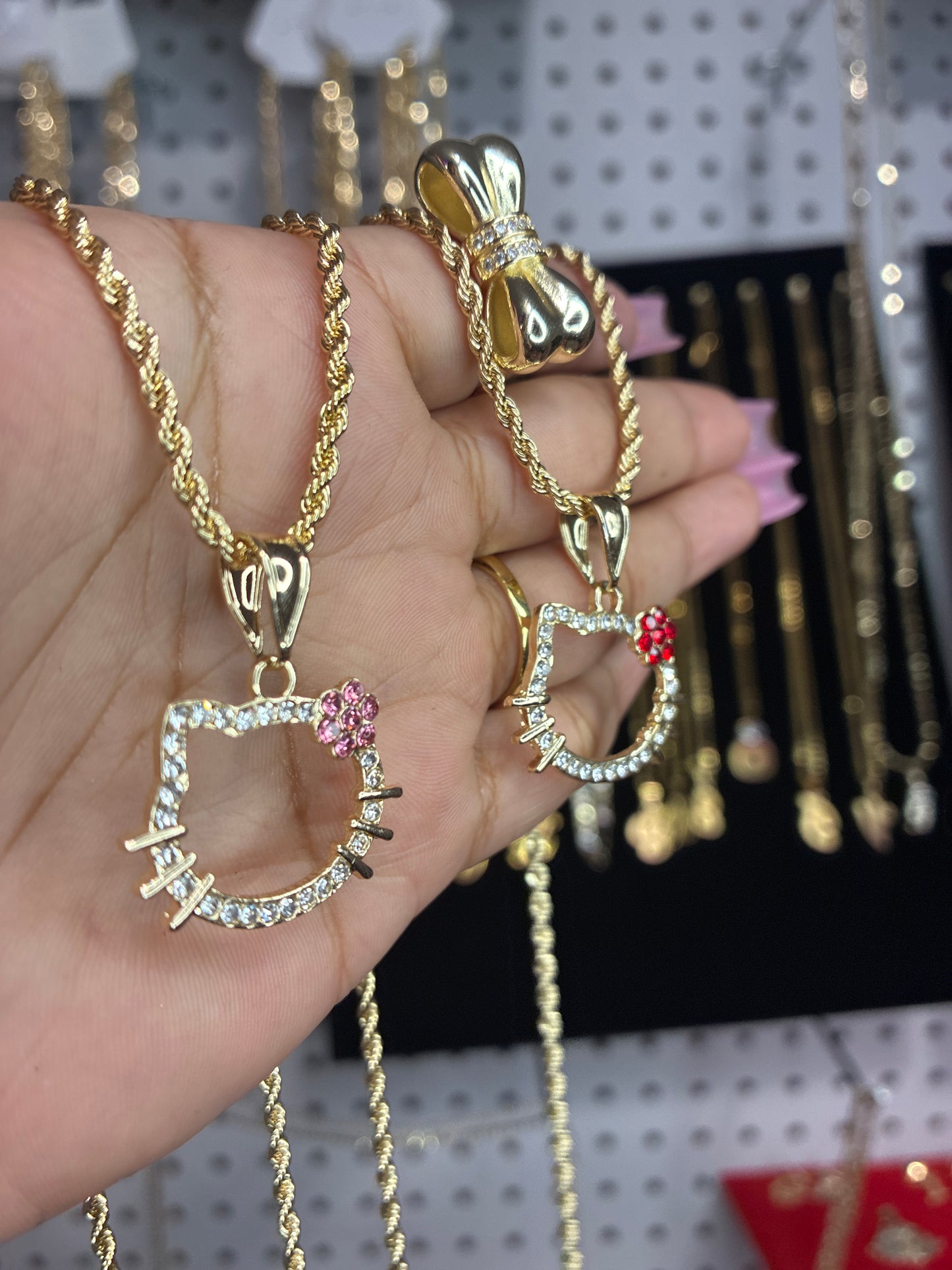 Hello 🐱 Rope “20 Necklaces