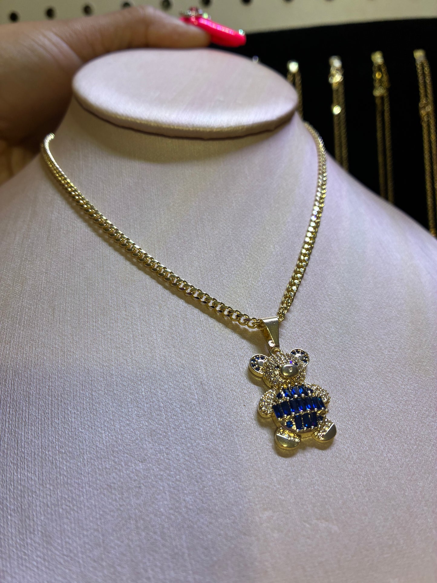 Blue teddy necklace